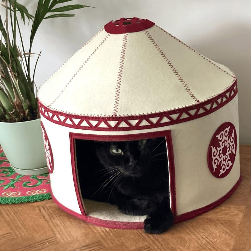 Nomadic Cat Yurts - Cozy Pet Bed for Cats with Traditional Kazakh Design - Soft, Durable & Stylish Cat Cave